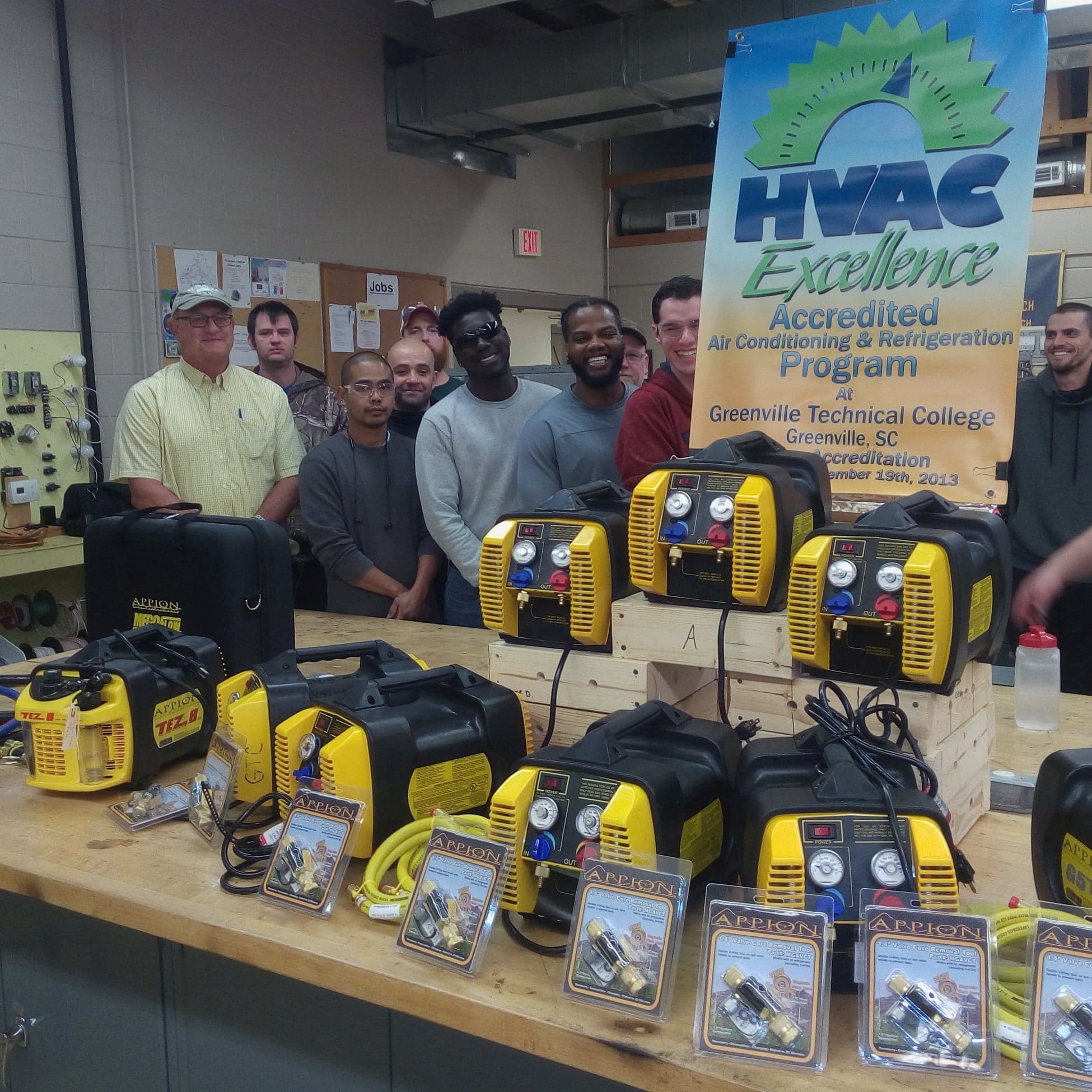 HVACR Appion equipment with students